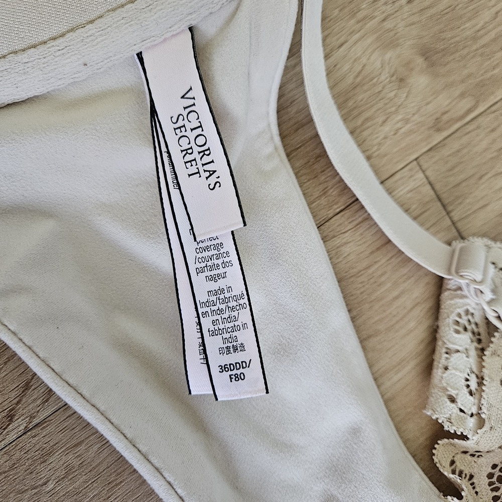 BODY by VICTORIA'S SECRET MEMORY FIT FULL COVERAGE FRONT CLOSE BRA Size 36 DDD - Picture 3 of 4